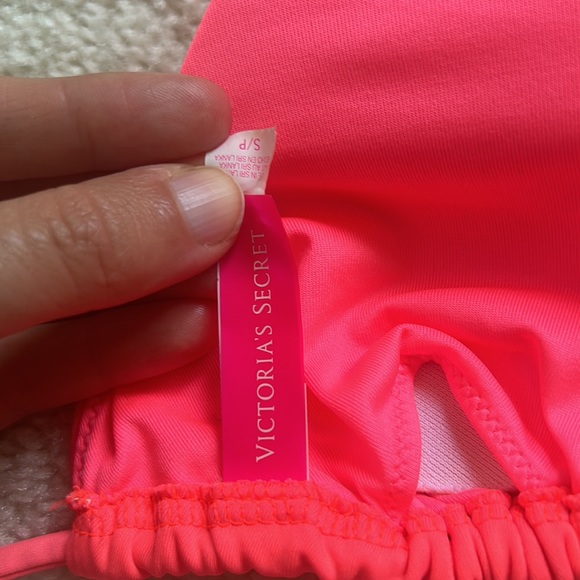 Victorias Secret Pink Bikini Top - Picture 2 of 4